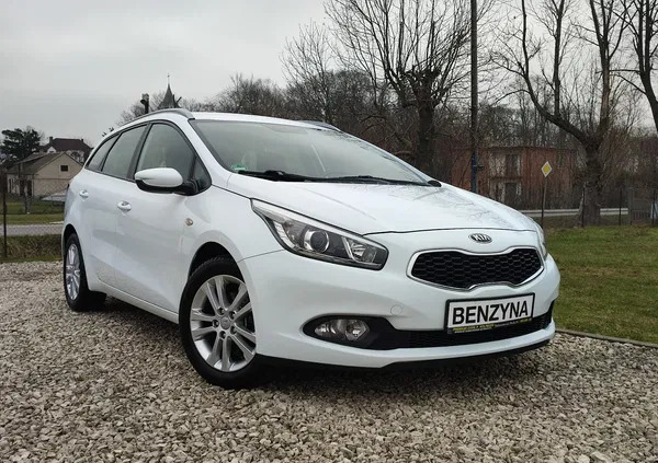 kia ceed mazowieckie Kia Ceed cena 33900 przebieg: 150400, rok produkcji 2012 z Płock